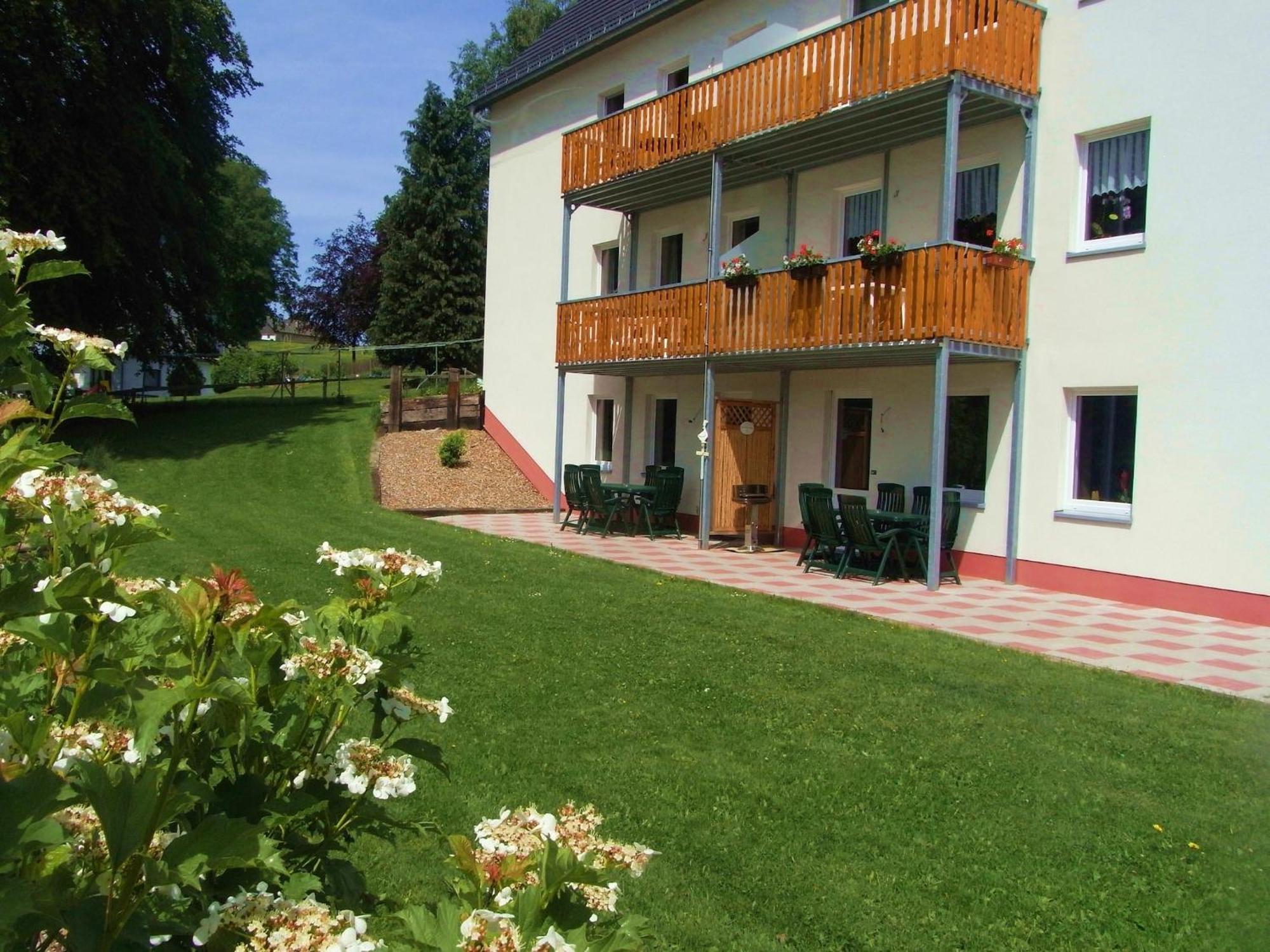 Comfy Holiday Home In Burg Reuland With Sauna Terrace Bbq Exterior foto
